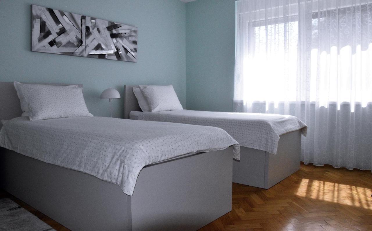 Apartman Bonbon Belisce Esterno foto